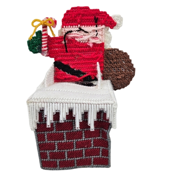 Vintage Handmade Red 3D Christmas Santa in Chimney Needlepoint Tissue Box Cover - Picture 6 of 9